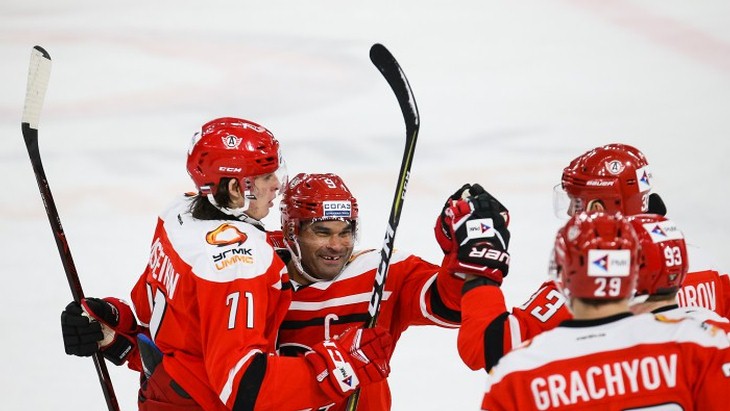 Игроки «Автомобилиста»