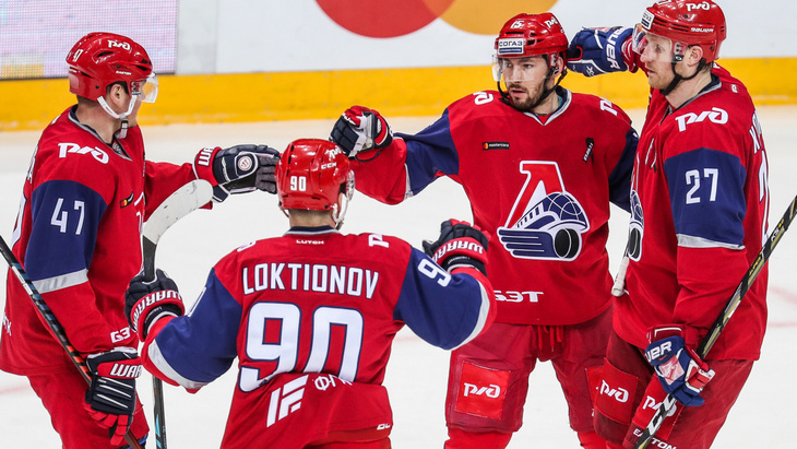 Хоккеисты «Локомотива»