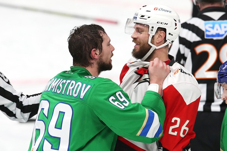 Команды играли на равных