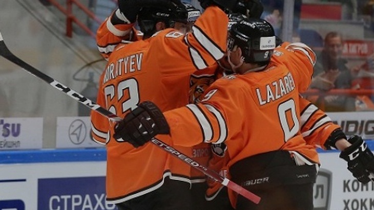 Игроки «Амура»