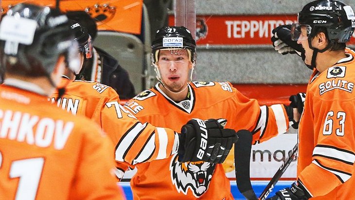 Хоккеисты «Амура»