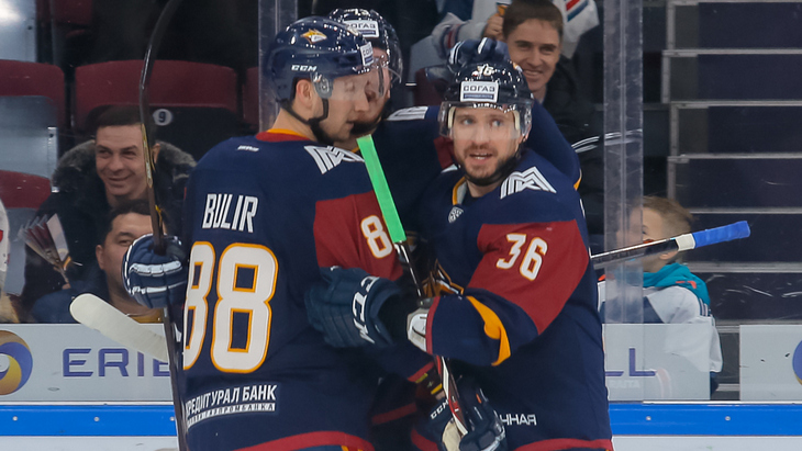 «Магнитка» победила лидера