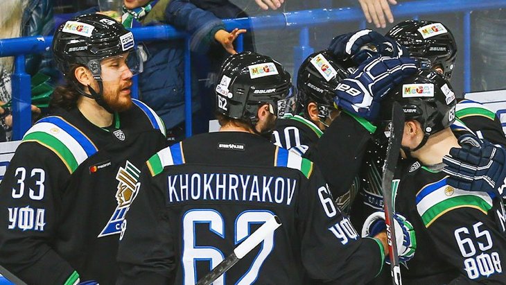 Хоккеисты «Салавата Юлаева»