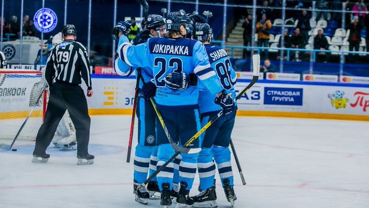 Игроки «Сибири»