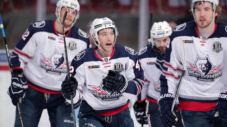 Хоккеисты «Нефтехимика»