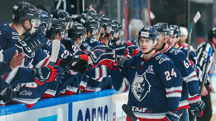 Игроки «Нефтехимика»