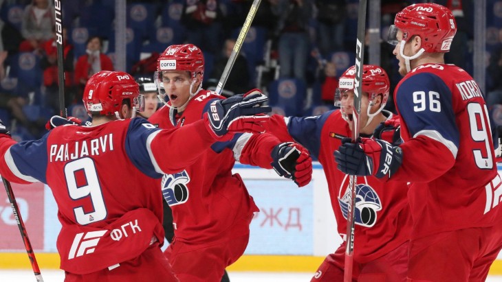 Хоккеисты «Локомотива»