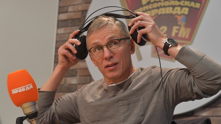 Игорь Ларионов