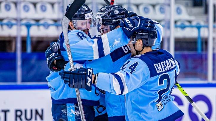 Хоккеисты «Сибири»