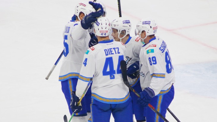 Игроки «Барыса»