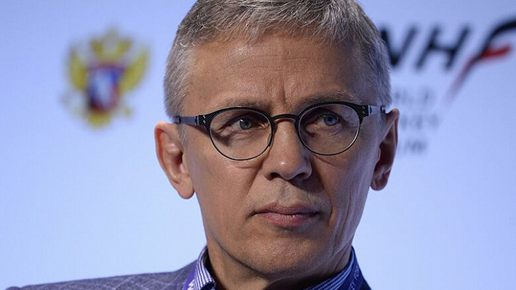 Игорь Ларионов