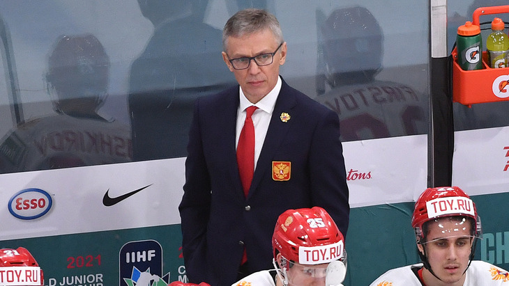 Игорь Ларионов