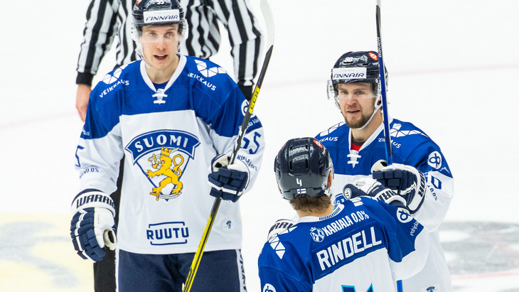 Хоккеисты сборной Финляндии