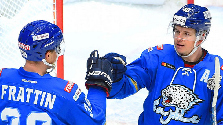 Хоккеисты «Барыса»