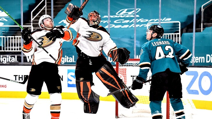 «Анахайм» выиграл у «Сан-Хосе» благодаря дублю Александра Волкова