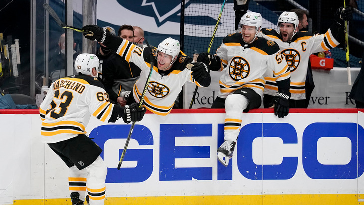 «Бостон» забросил решающую шайбу в овертайме