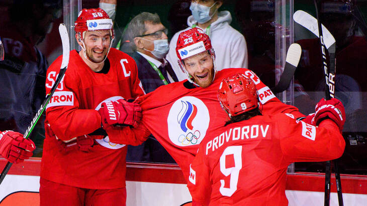 Михаил Григоренко принимает поздравления