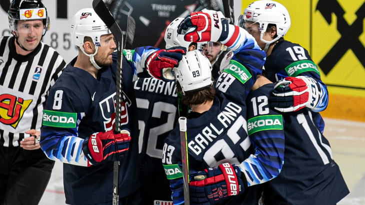 Хоккеисты сборной США