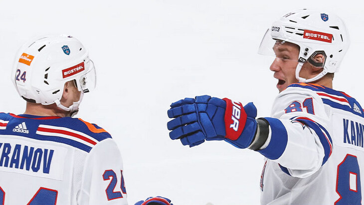 Хоккеисты СКА