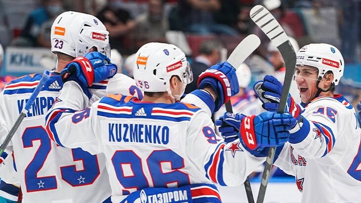 Хоккеисты СКА