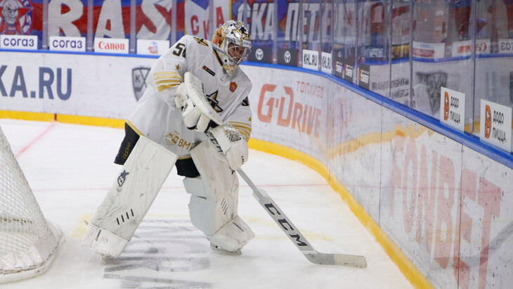 «Нефтехимик»