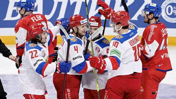 Хоккеисты сборной России