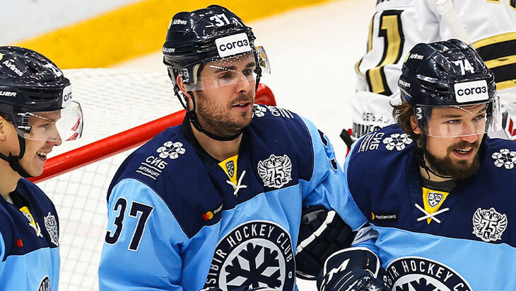 Хоккеисты «Сибири»