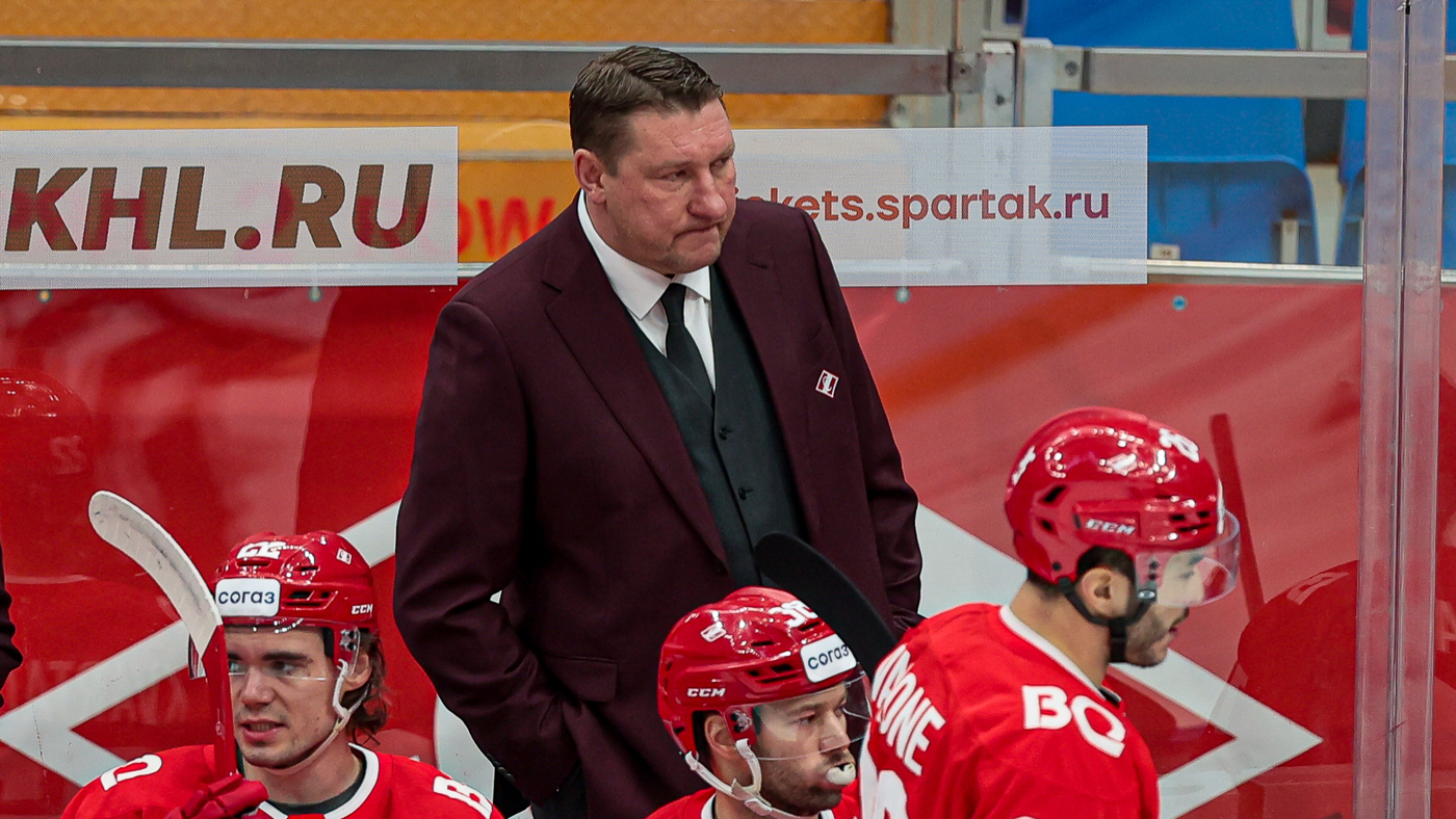 Борис Миронов на скамейке «Спартака»