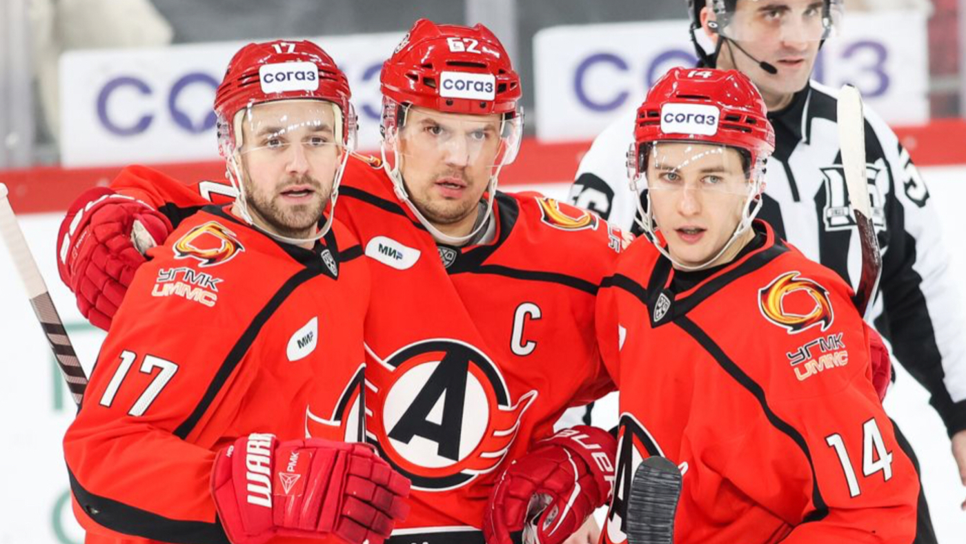 «Автомобилист» в матче с «Динамо» Минск