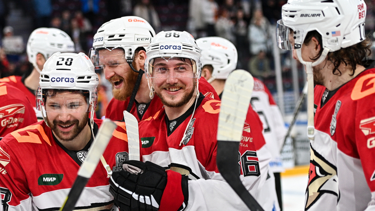 «Авангард» в четвертом матче серии