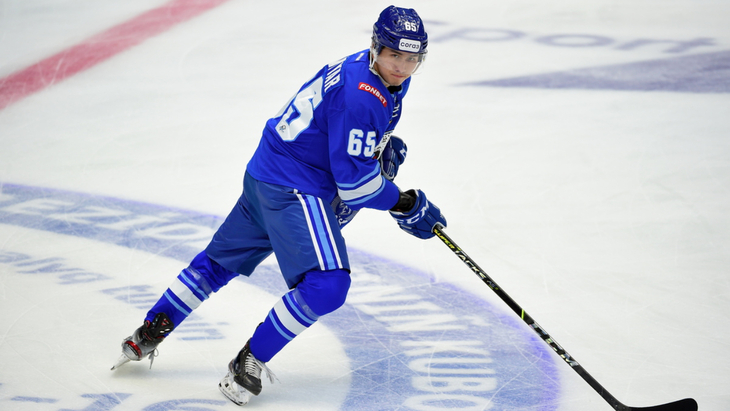 Самат Данияр