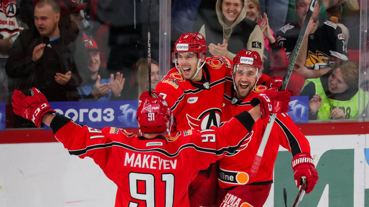 «Автомобилист» выиграл первое в сезоне уральское дерби 