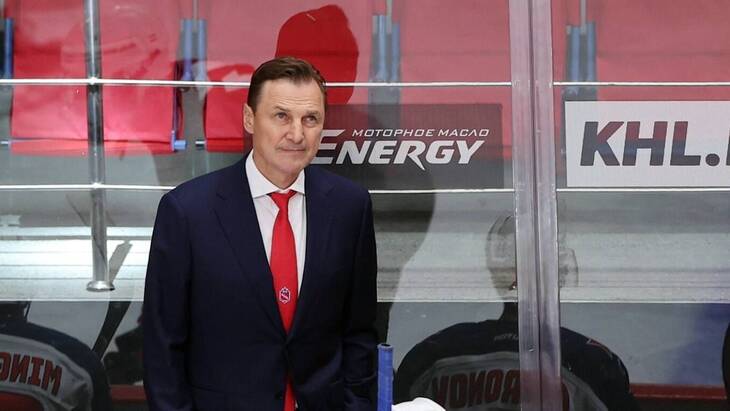 Тренер хозяев Сергей Федоров