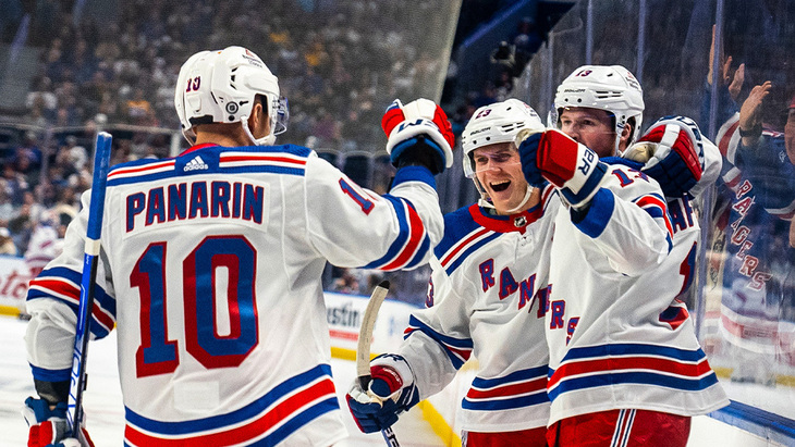 «Рейнджерс» начали сезон с уверенной победы над «Баффало»