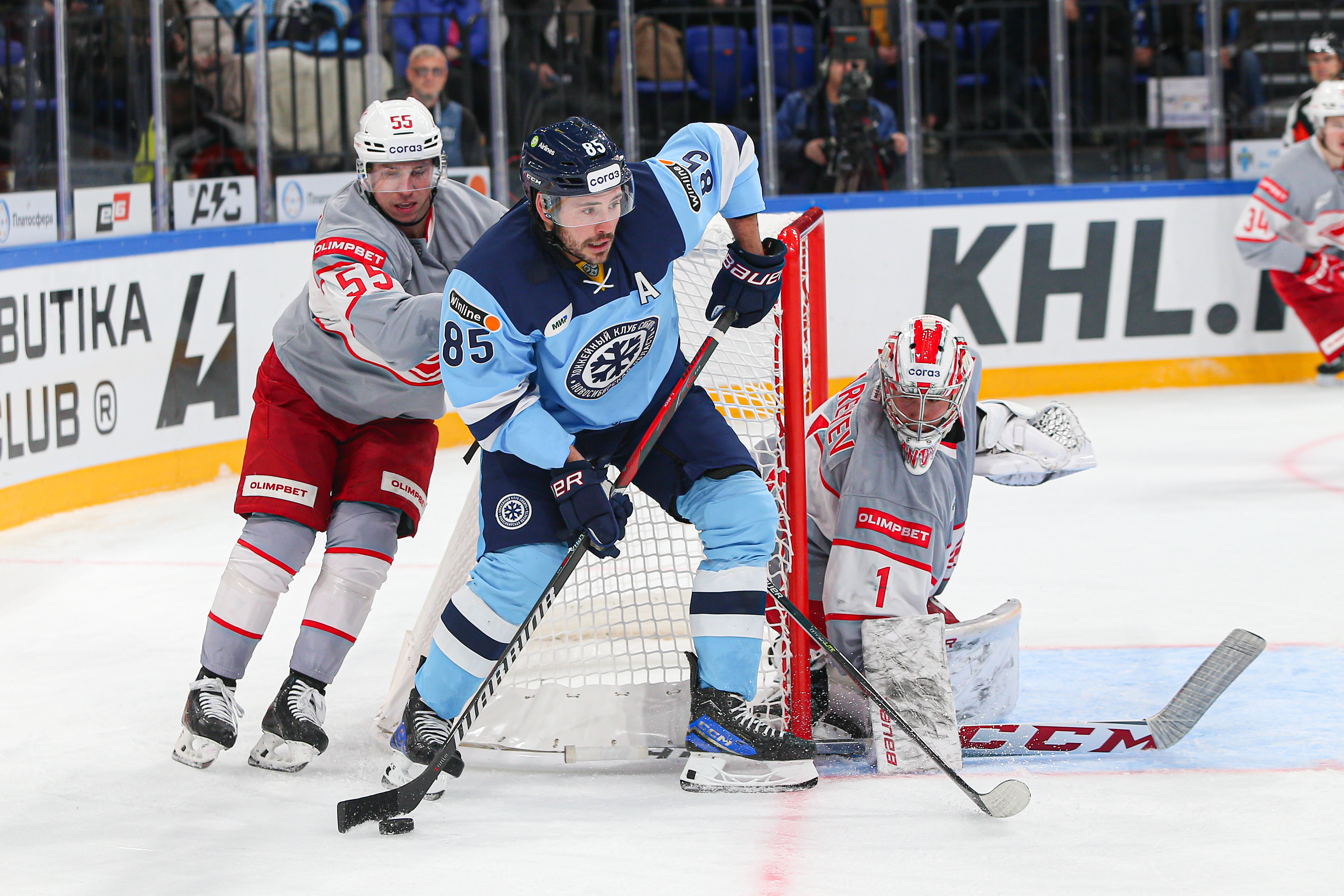 «Сибирь» — «Спартак» 3:4 