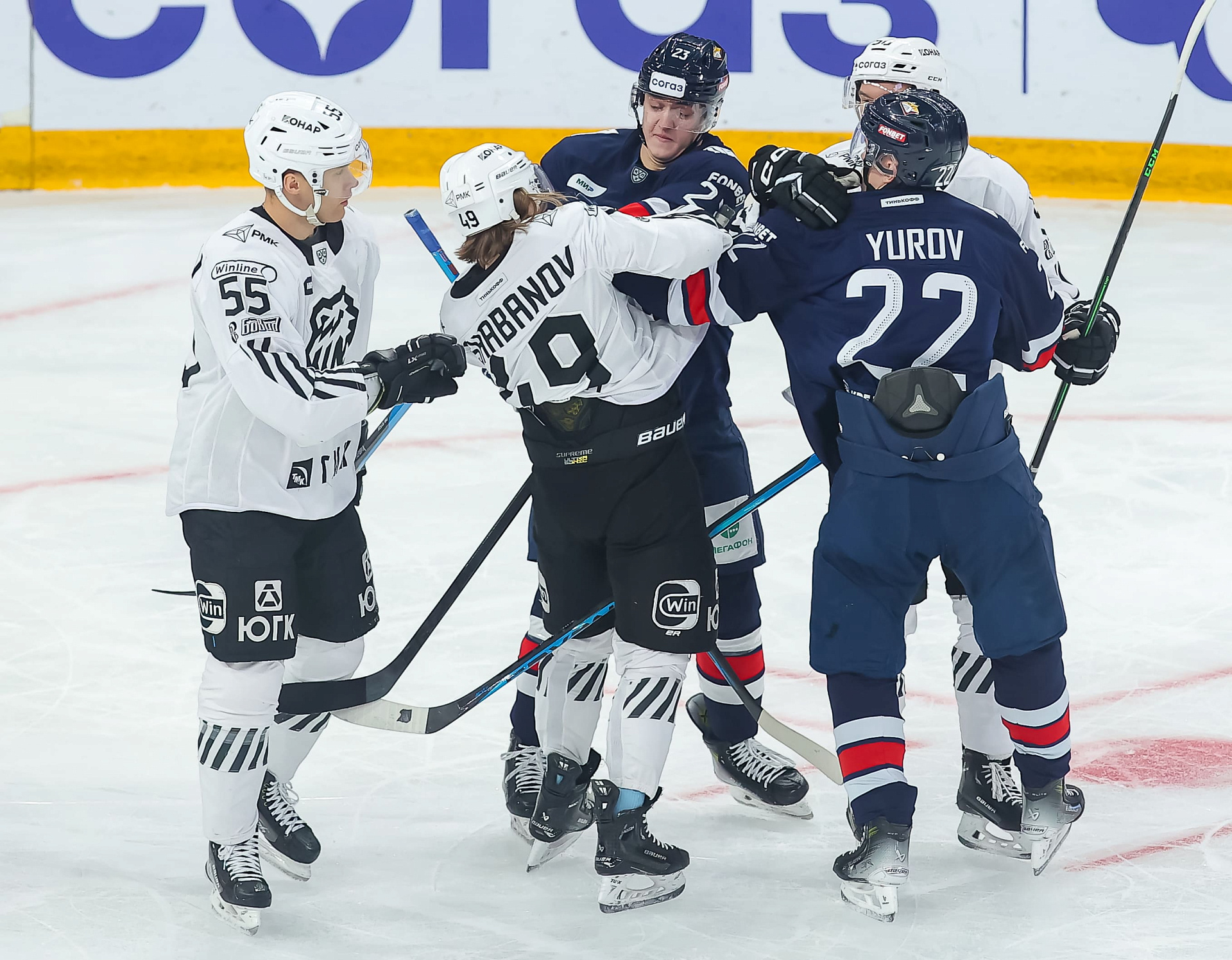 «Трактор» в уральском дерби с «Металлургом» Мг 