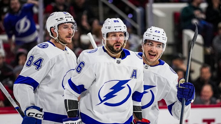 Шесть очков Никиты Кучерова помогли «Тампе» выиграть у «Каролины»