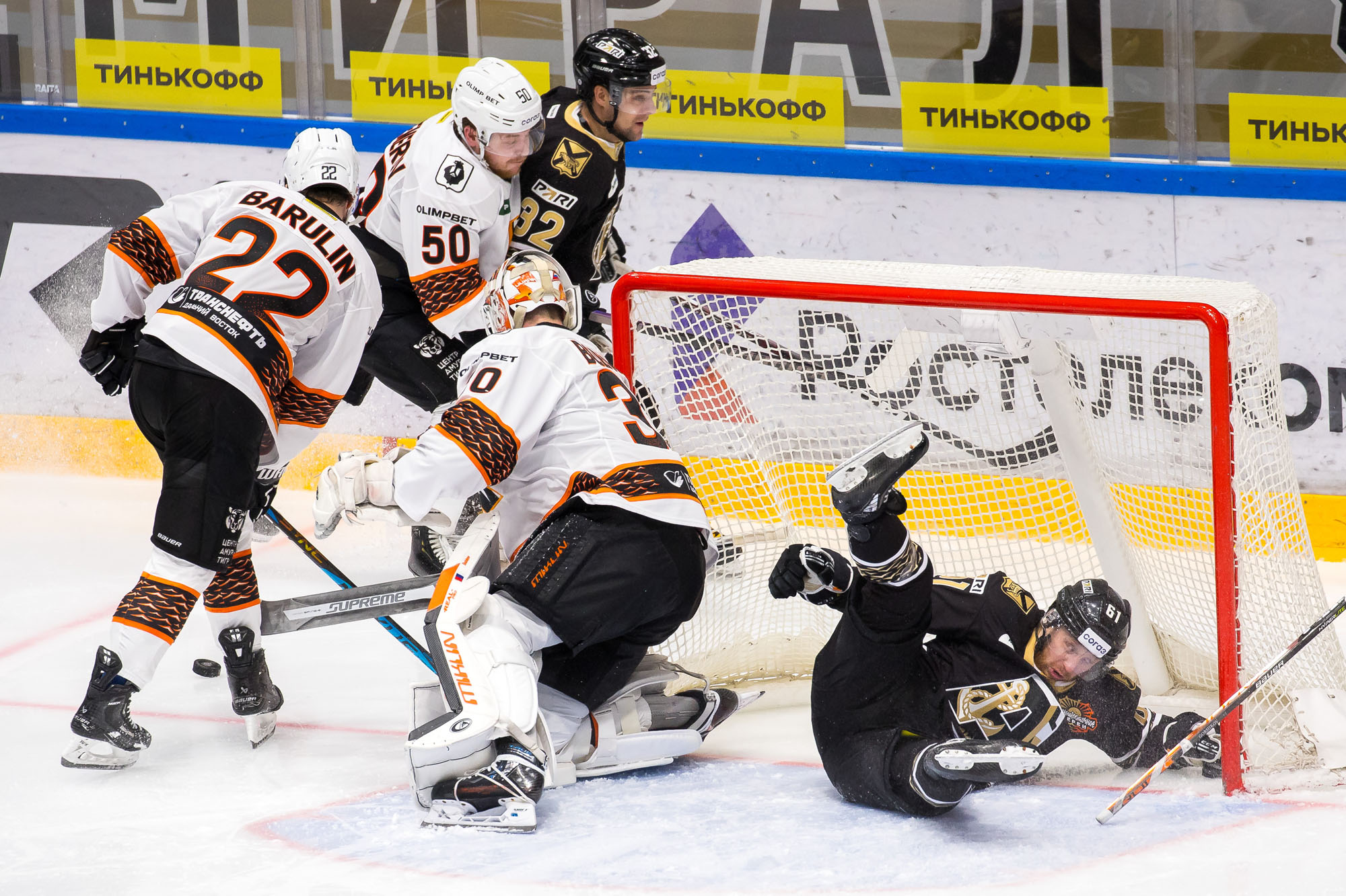 Дальневосточное дерби на «Фетисов-Арене»