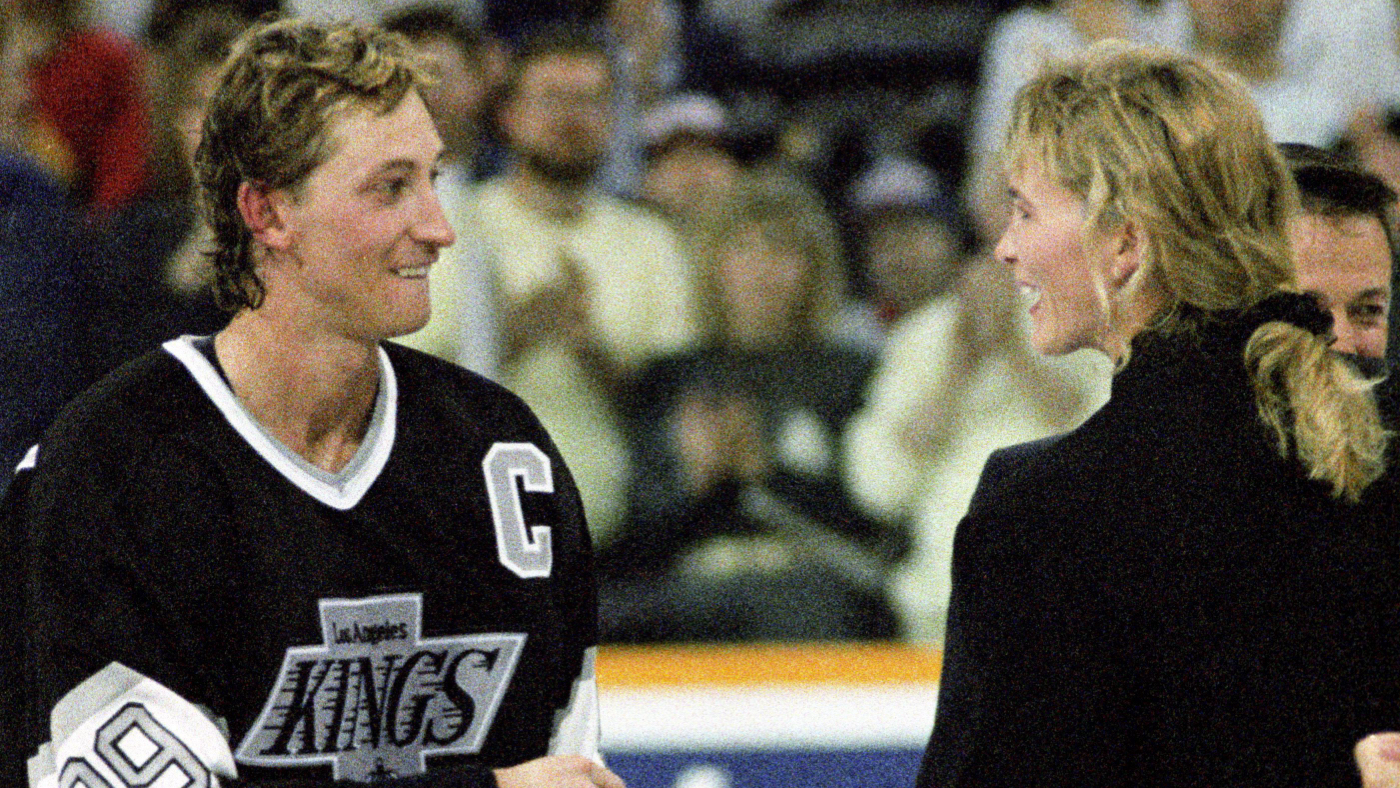 Уэйн Гретцки на прощальной церемонии в «Лос-Анджелесе»