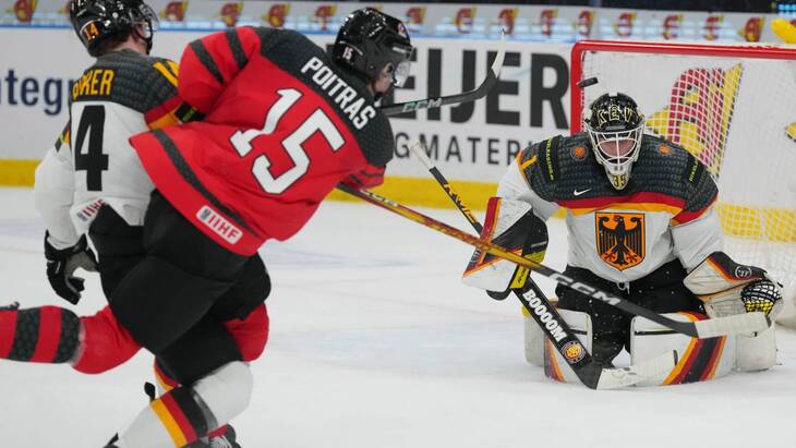 Сборная Канады