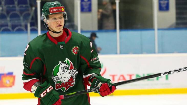 Защитник гостей Данила Журавлев