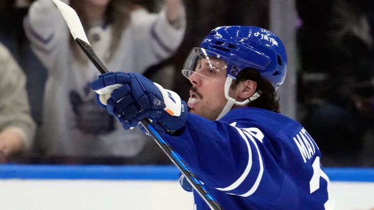 Остон Мэттьюс