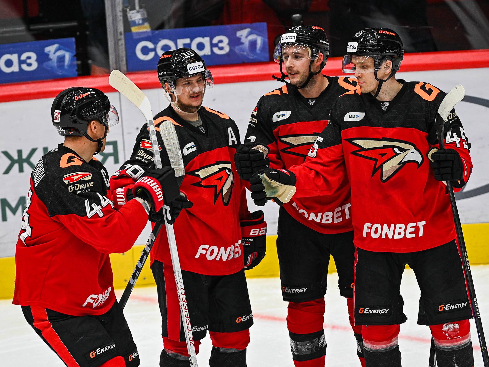 «Авангард» в игре с «Сибирью»