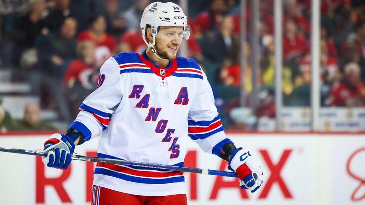 Артемий Панарин