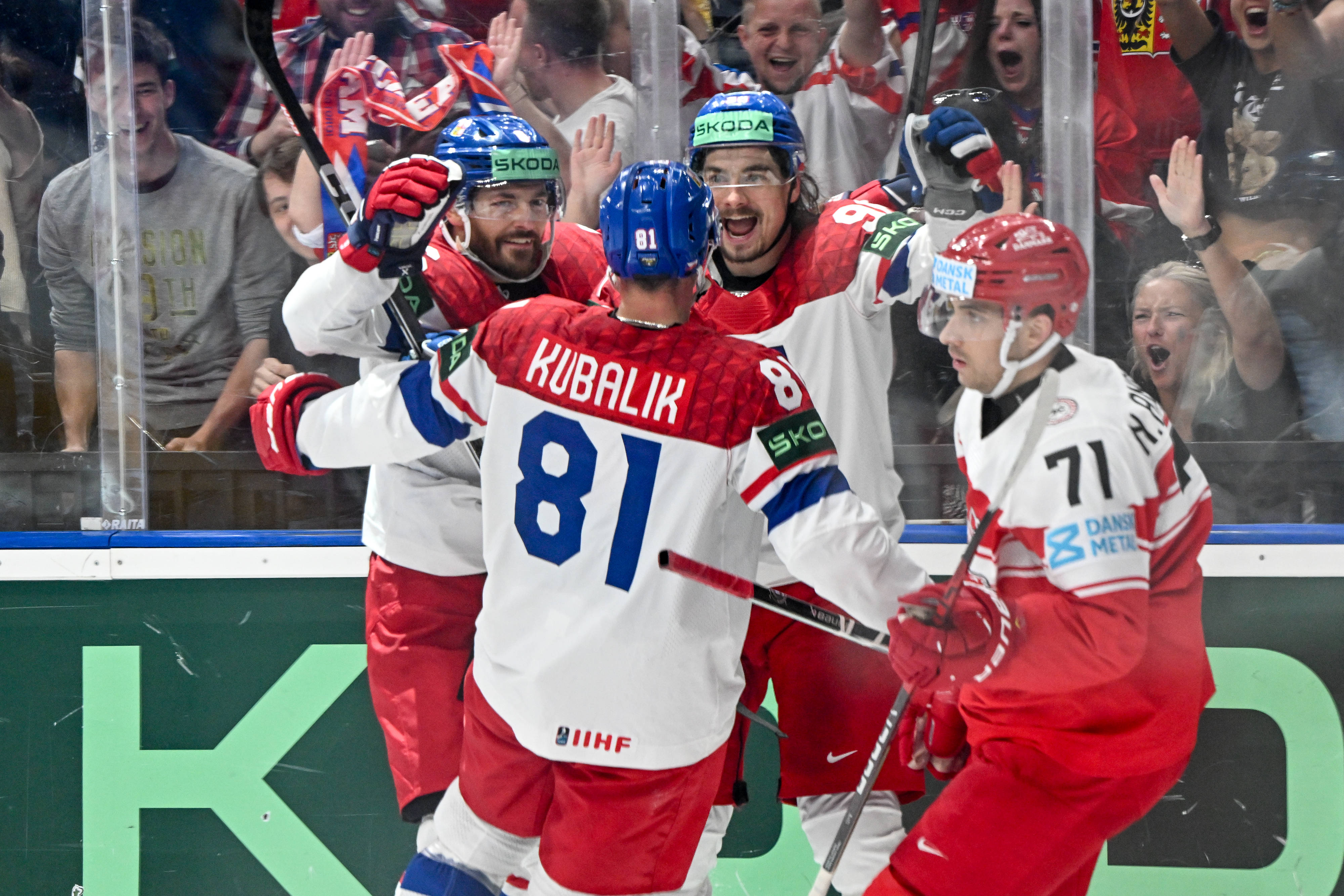 Сборная Чехии добилась победы над Данией