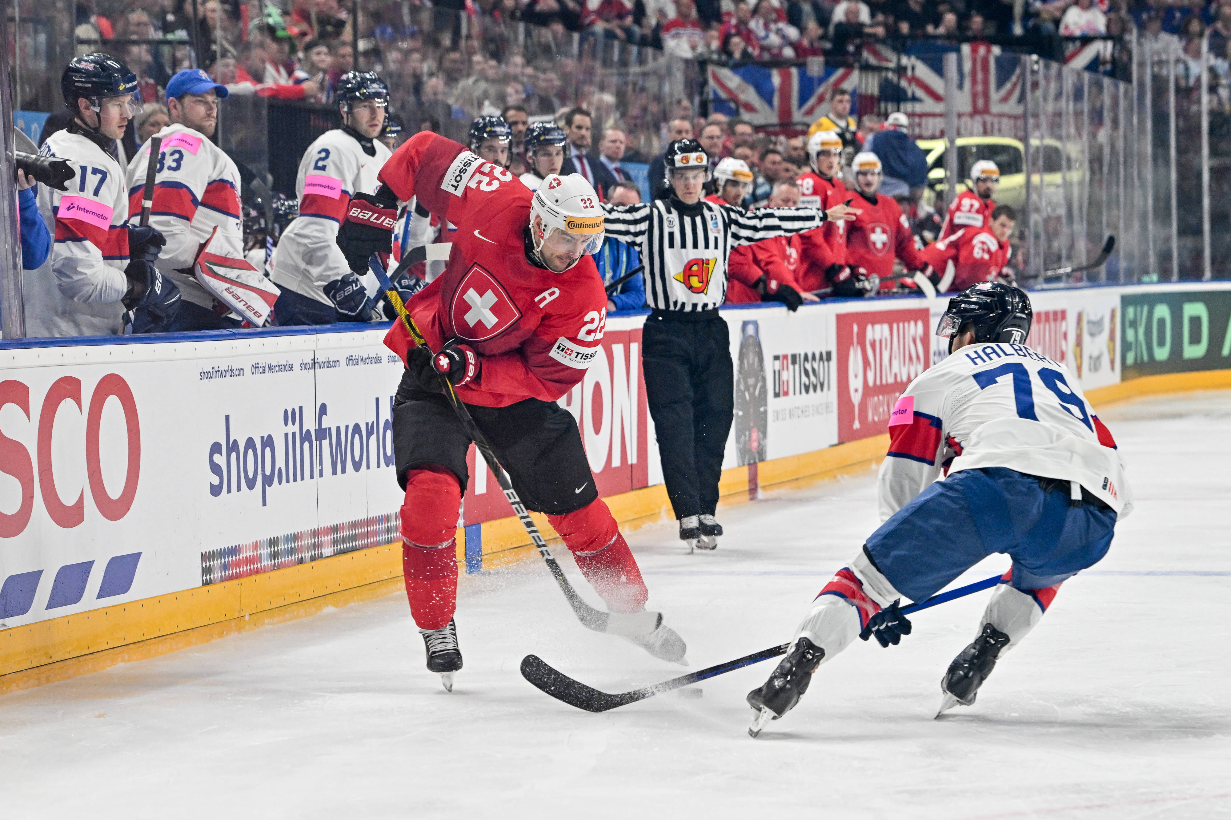 Швейцария не проигрывает на этом ЧМ