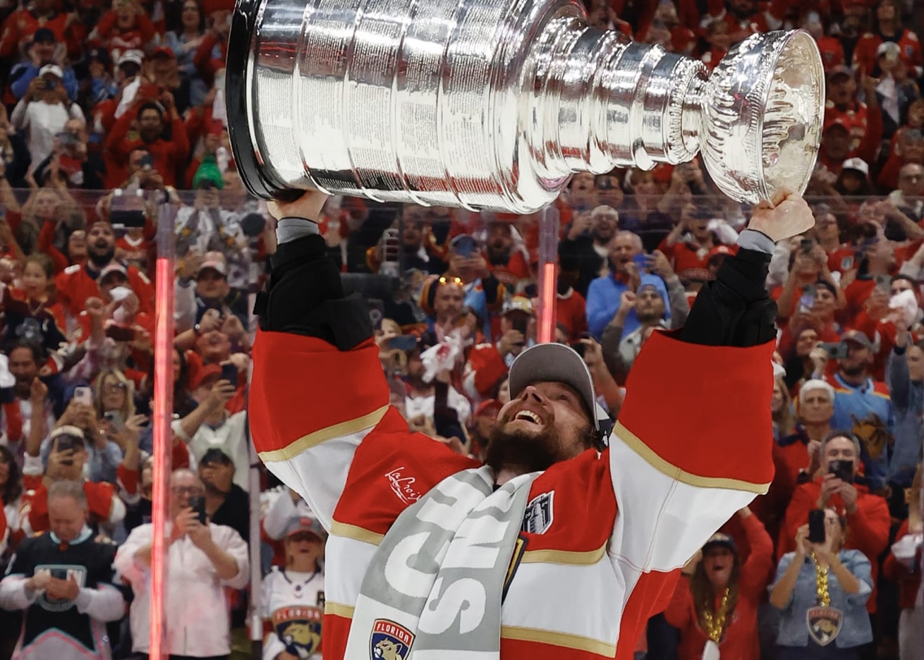 Сергей Бобровский