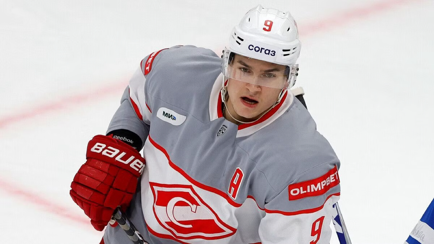 Максим Цыплаков