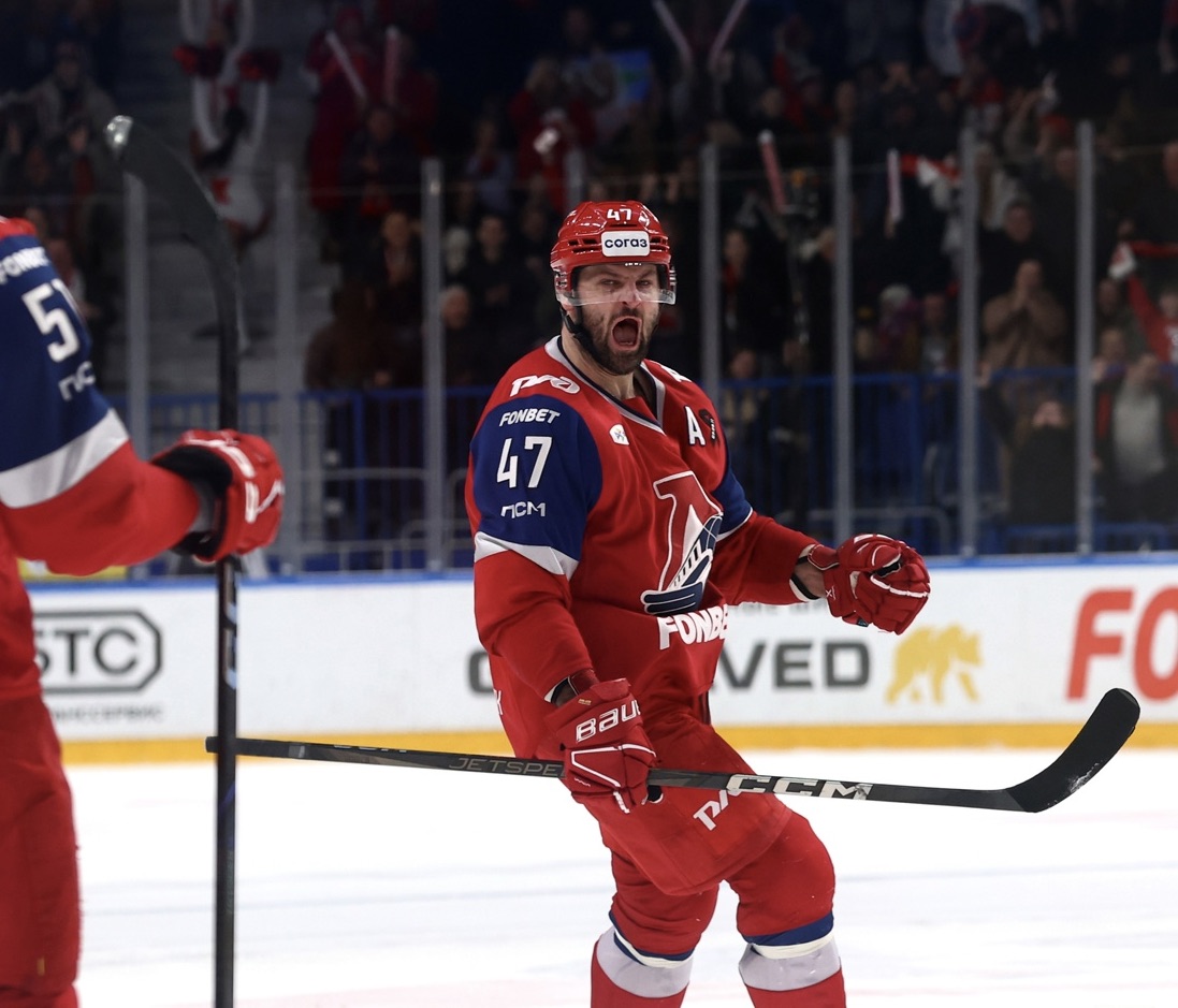 Александр Радулов