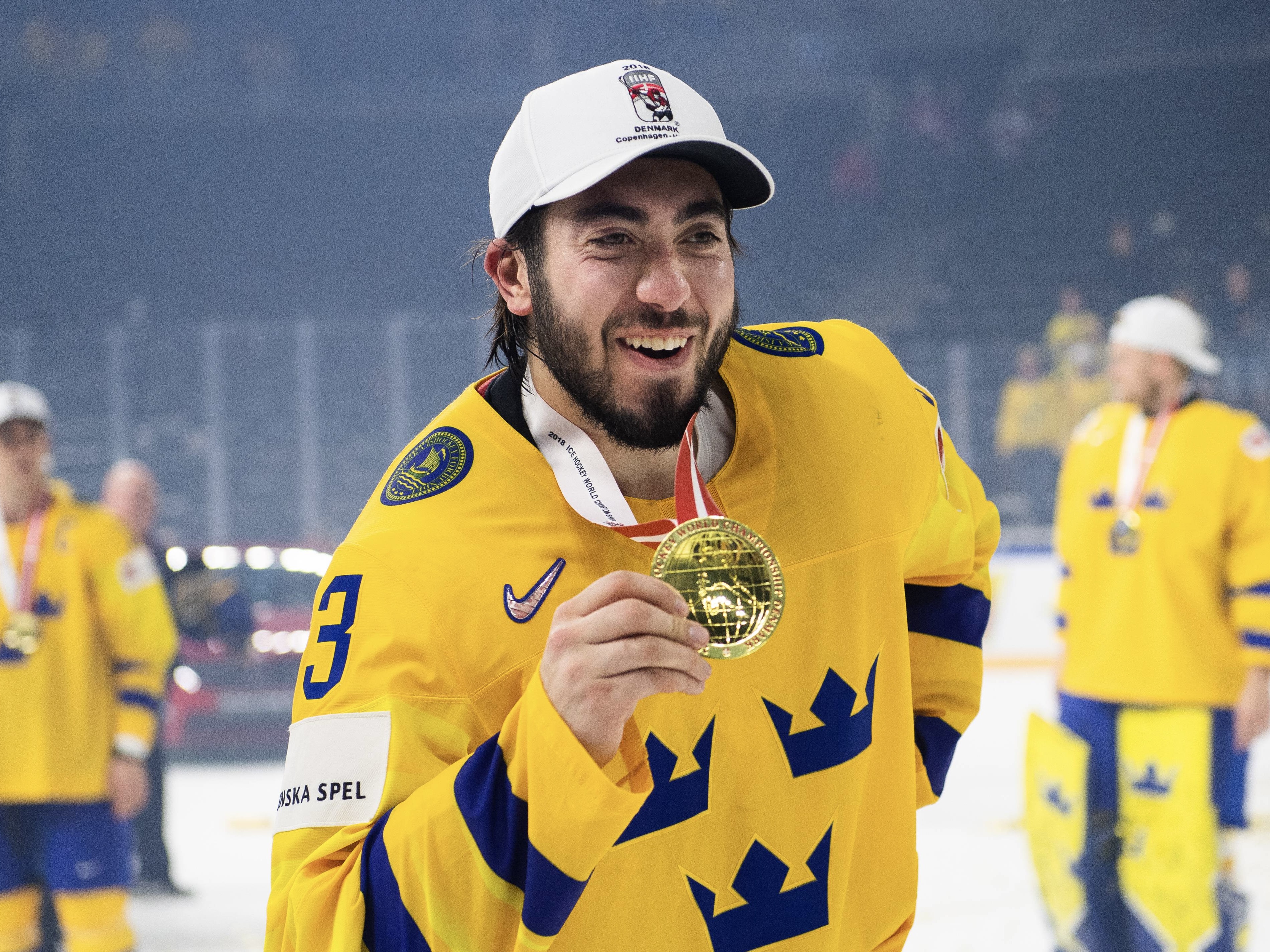 Мика Зибанежад